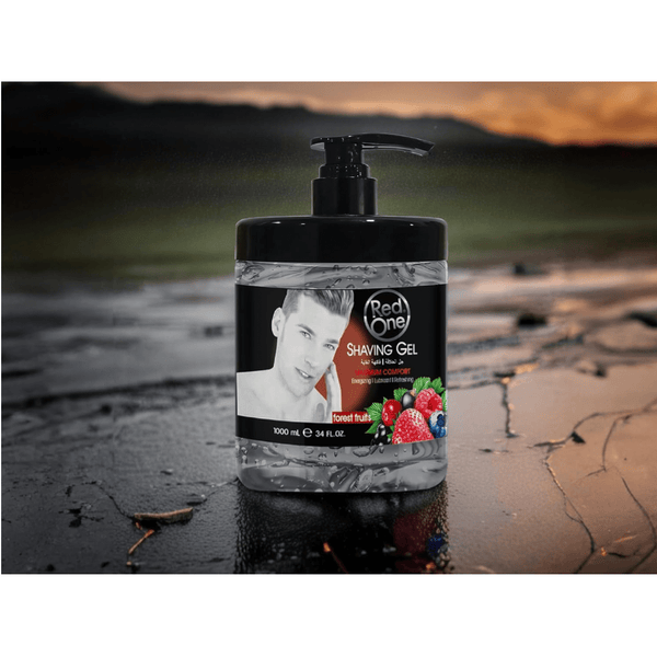 جل حلاقة ريد وان برائحة فاكهة الغابة 1000 مل - كريمي، مرطب، وحلاقة لا تسبب تهيج البشرة