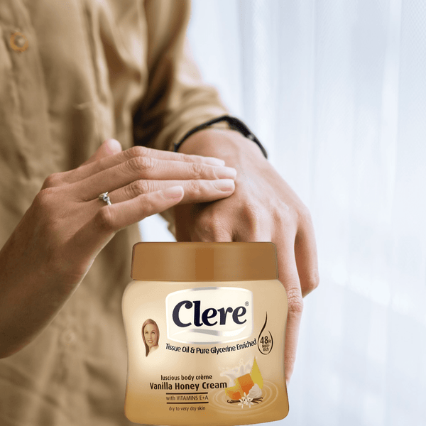 كريم الجسم كلير برائحة الفانيليا والعسل - ترطيب يدوم 48 ساعة بتركيبة غنية بالعناصر الغذائية ورائحة رائعة